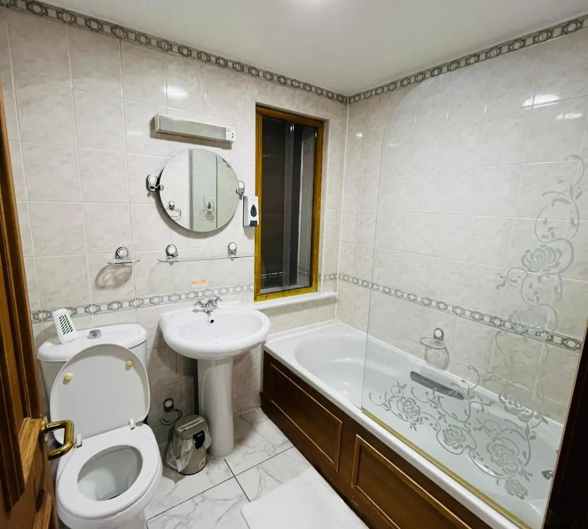 *** Inn George And Dragon Place Chester United Kingdom